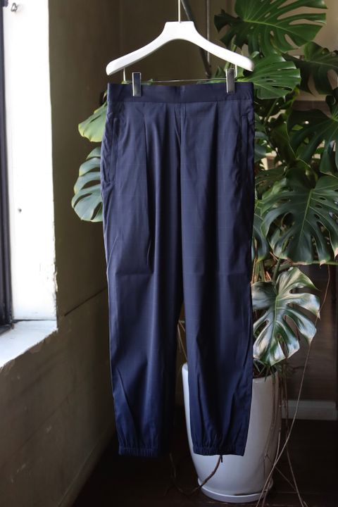 is-ness×NEAT LORO PIANA SPORT FABRICS PANTS"NAVY"イズネス22SS