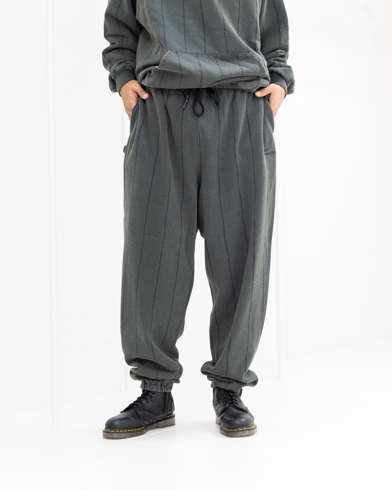 S.F.C 25FW エスエフシー STRIPE WIDE SWEAT PANTS (DISCHARGED)(SFCFW25CS05)Black☆9月20日(土)発売！
