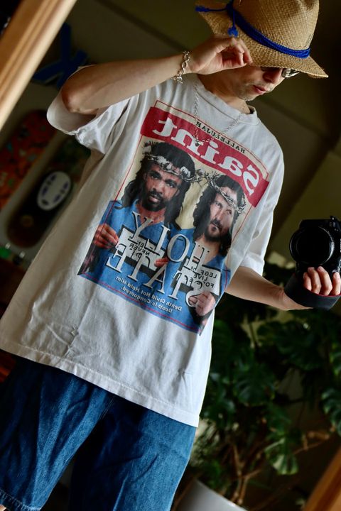 ©SAINT M×××××× × DENIM TEARS HOLY STATE TEE style.