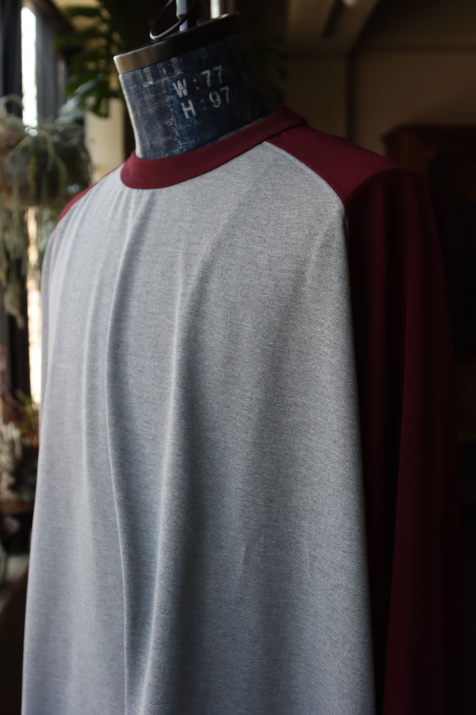 S.F.C 24SS エスエフシー RAGLAN BASEBALL TEE(SFCSS24CS12)Grey/Burgundy