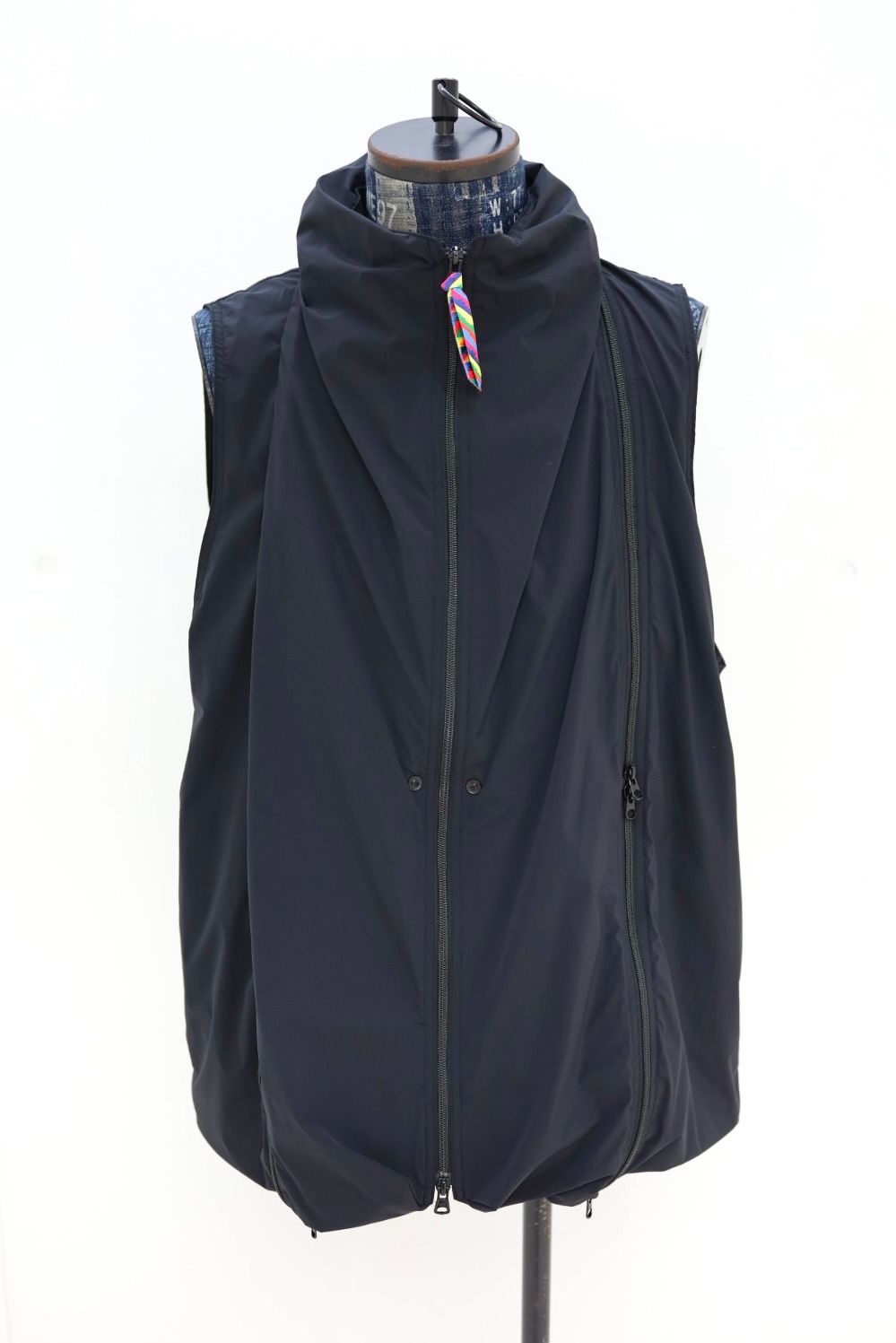 イズネス 26SS Technical Ventilation Vest(26SS_31_1007AWVEST01)BLACK☆新作発売！