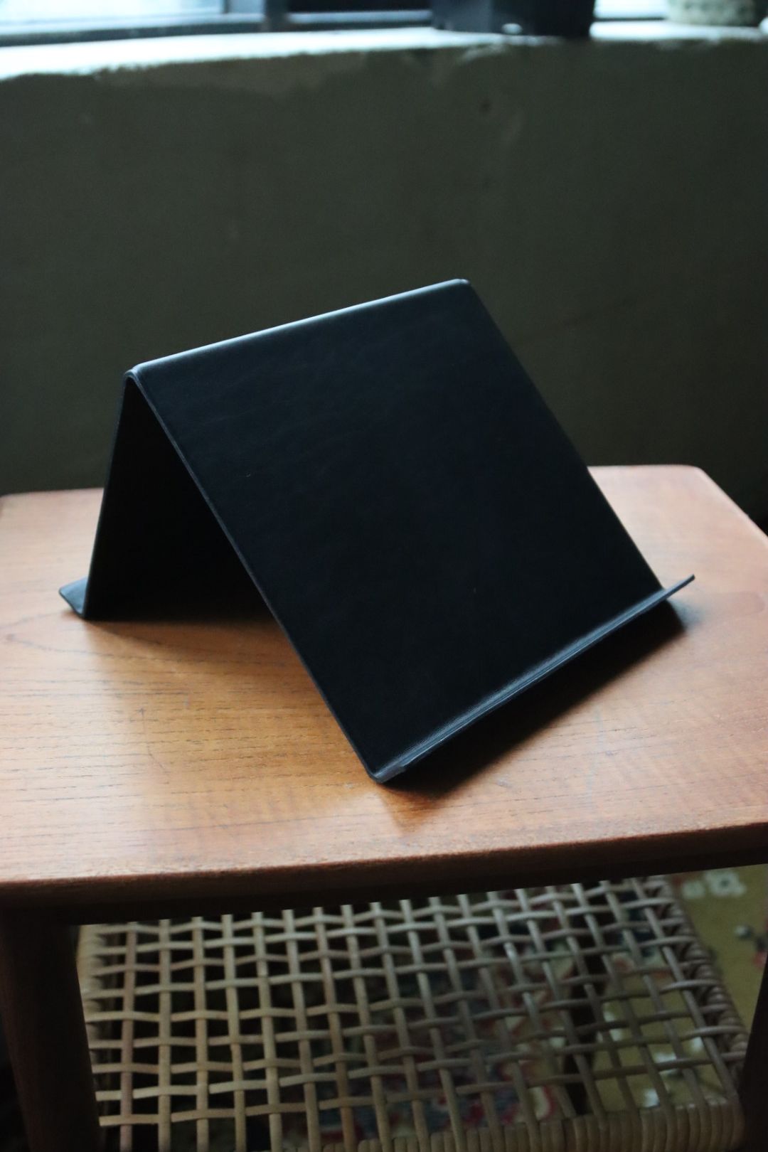 エンダースキーマ  tablet stand(wt-rc-tbs)black