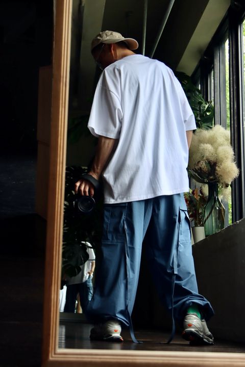 FreshService MICRO TYPEWRITER CARGO PANTSスタイル
