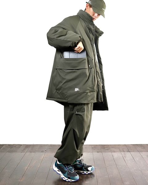 FreshService × HOUYHNHNMコラボ"KHAKI"セットアップスタイル