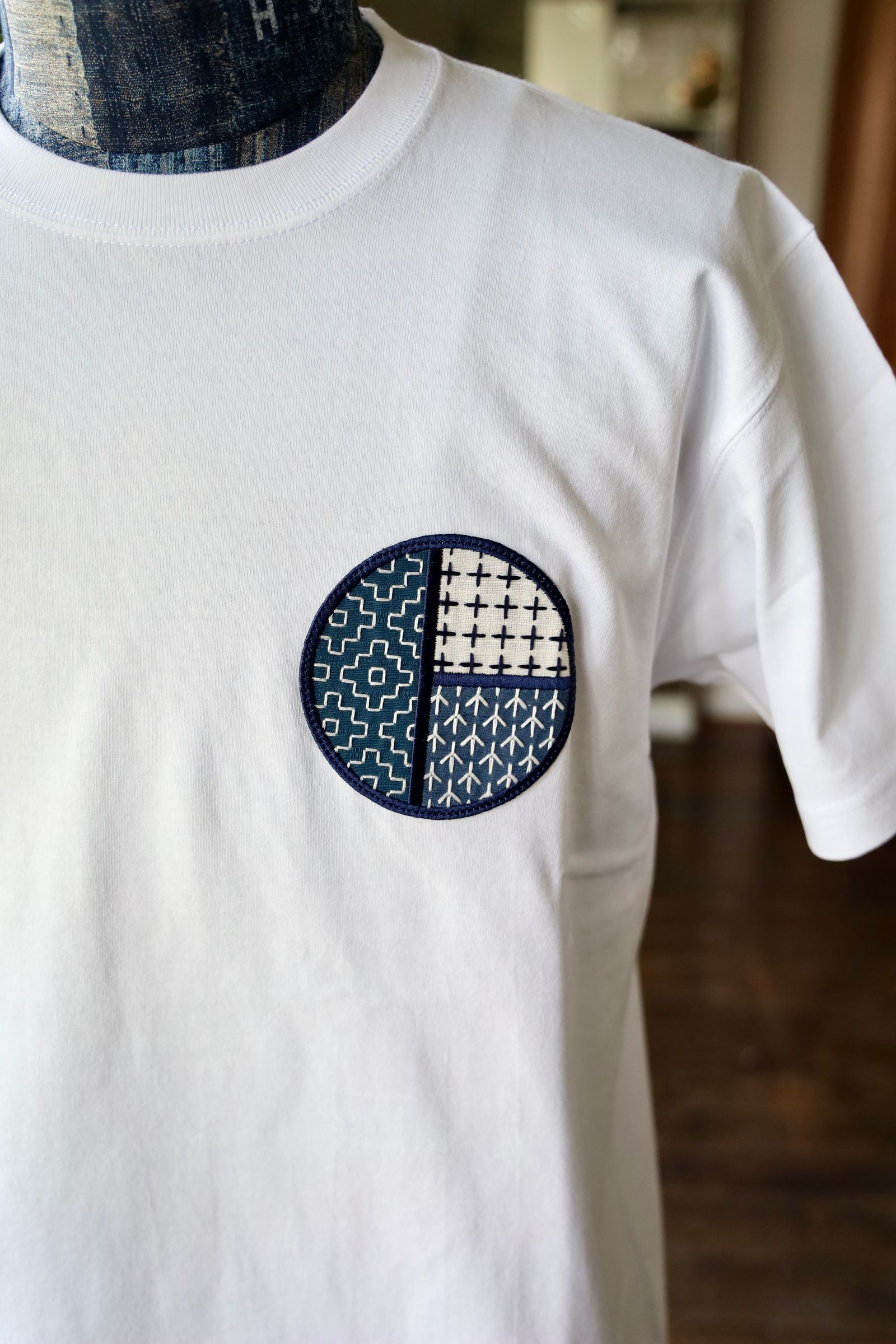 ファンダメンタル Tシャツ CIRCLE PATCH TEE(FA25/TE13)WHITE