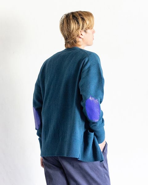 YOKE PAINTED ELBOW PATCH CARDIGAN(PEACOCK)スタイル 8月24日(土)新作発売！