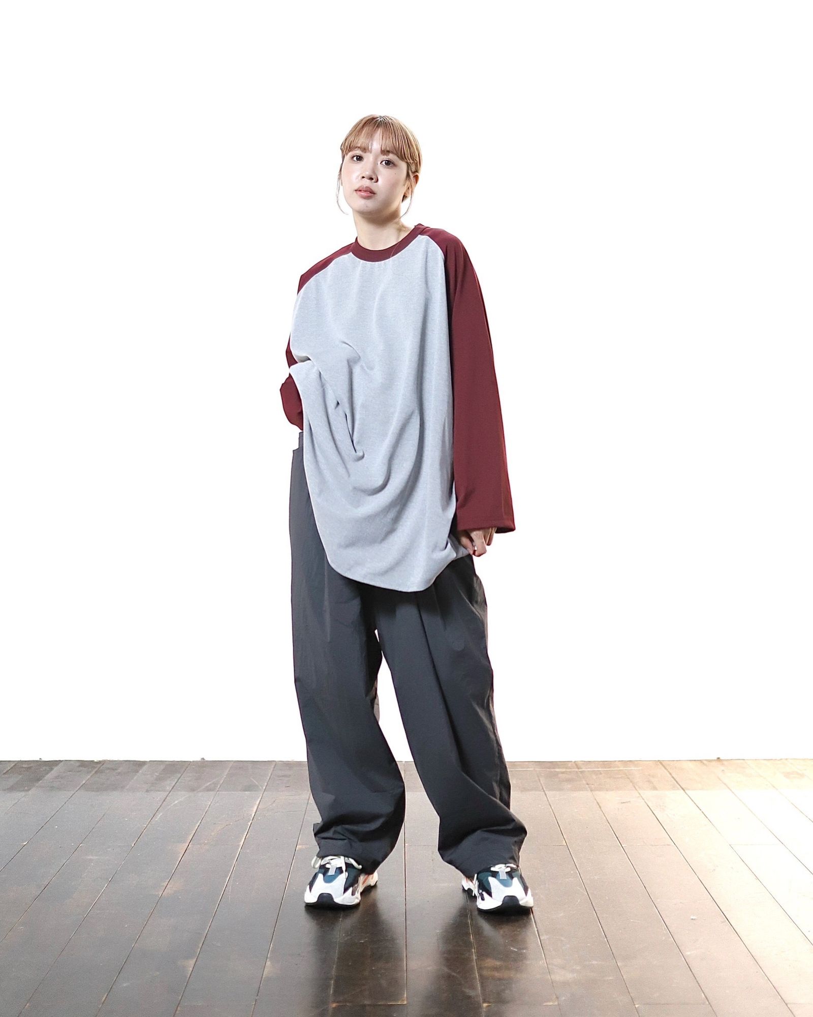 S.F.C 24SS エスエフシー RAGLAN BASEBALL TEE(SFCSS24CS12)Grey/Burgundy