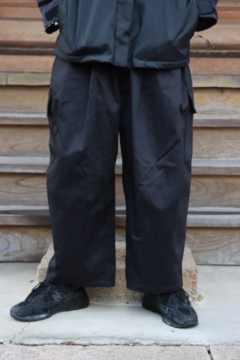 is-ness BALLOON CARGO EZ PANTS style.2023.1.27