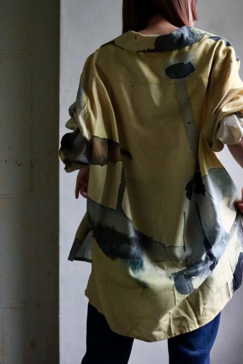 YOKE PRINTED OPEN COLLAR SHIRT"YELLOW"スタイル