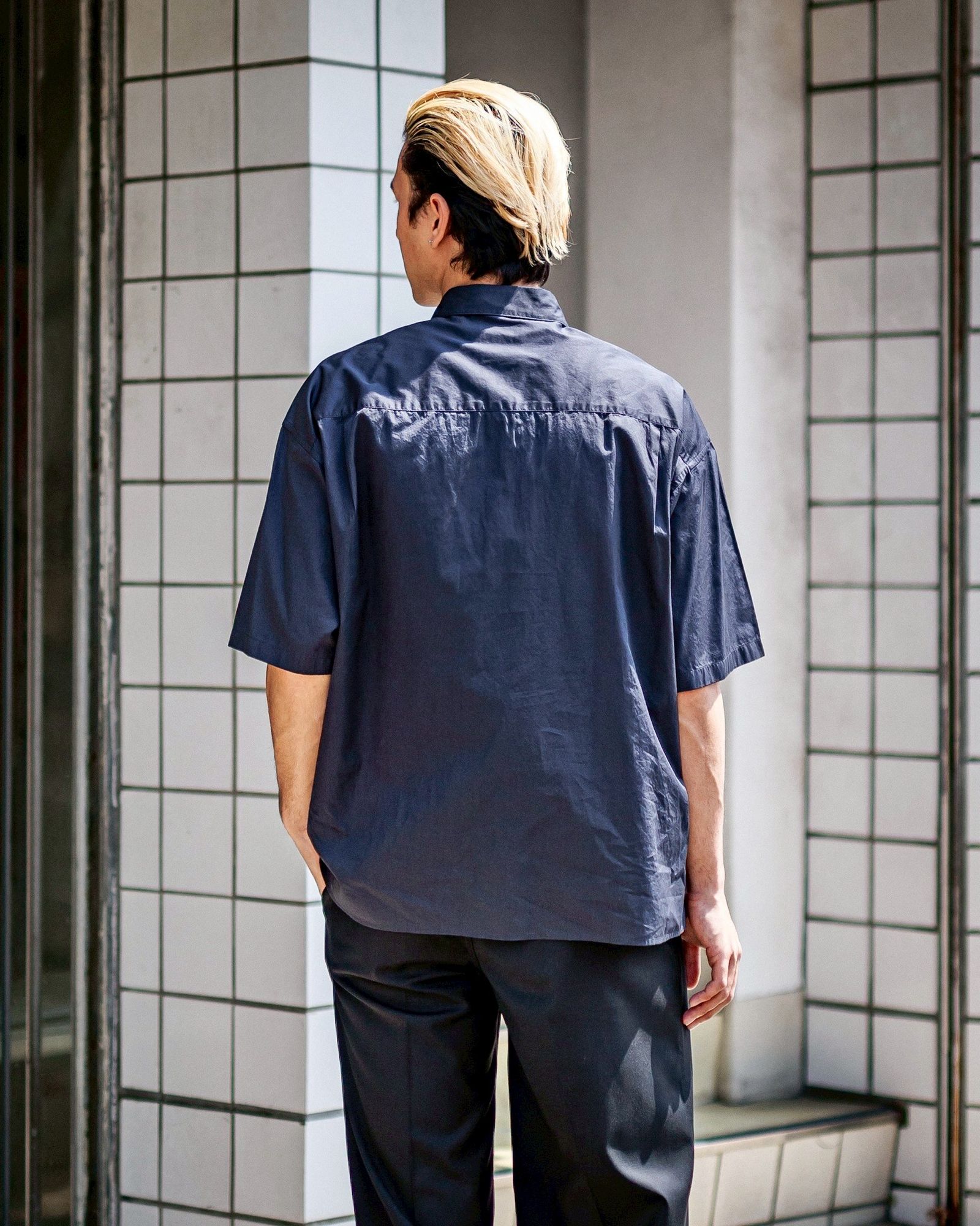 ANOTHER OFFICE WRITER SHIRT スタイル
