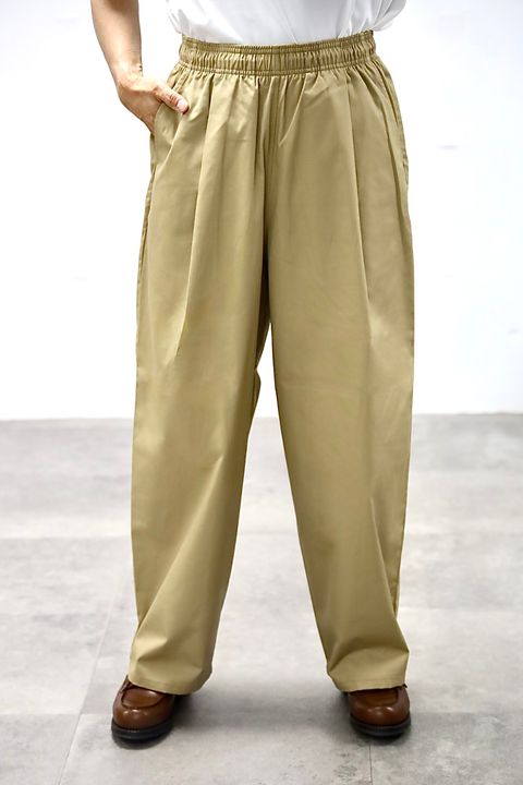 FreshService 26SS CORPORATE WIDE EASY PANTS"BEIGE"スタイル