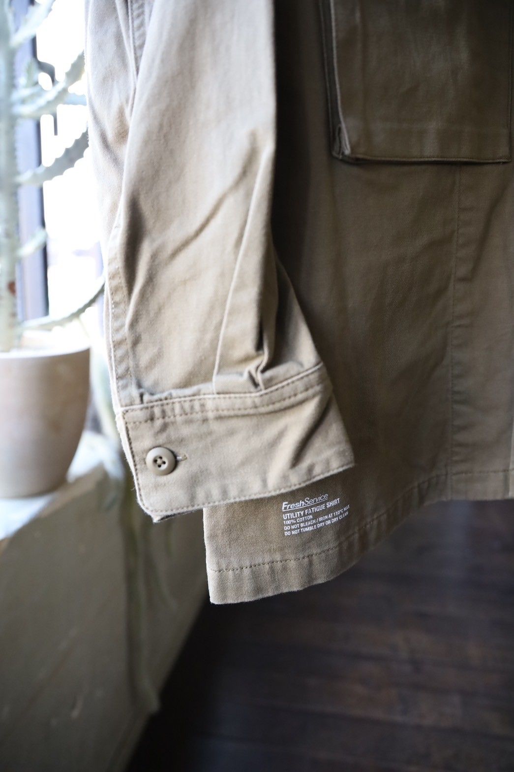フレッシュサービス UTILITY FATIGUE SHIRT(FSC251-20138)GREEN(TAN)