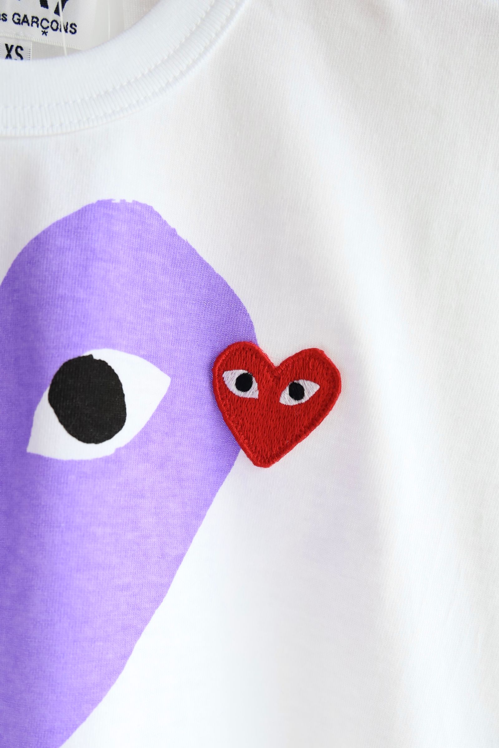 PLAY コムデギャルソン Tシャツ パープル　ハートマーク　S プレイ コムデギャルソン 紫プリント ハート 半袖Tシャツ-ユニ