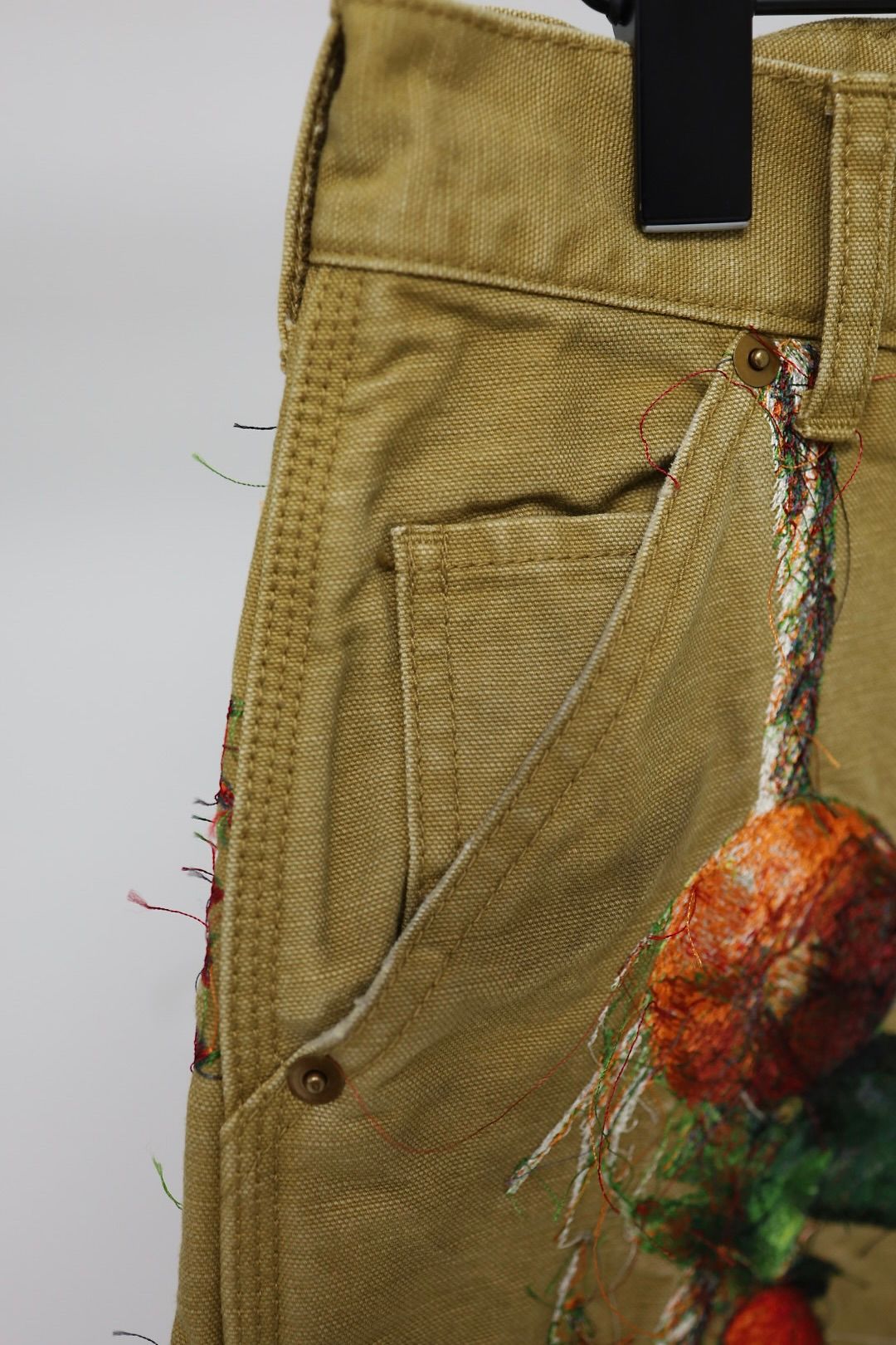 doublet ダブレット26SS VEGETABLE EMBROIDERY CUT-OFF PANTS (26SS19PT350) BEIGE ★1月17日(土)11:00発売！