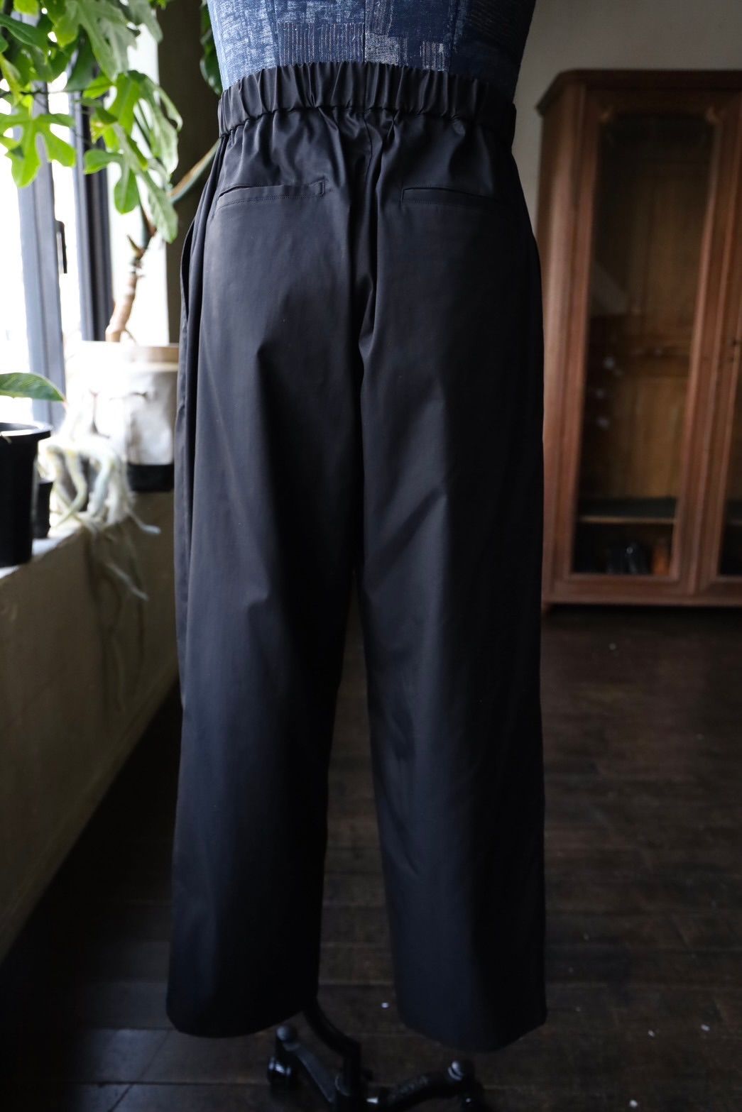 グラフペーパー Solotex Twill Wide Tapered Chef Pants(BLACK)
