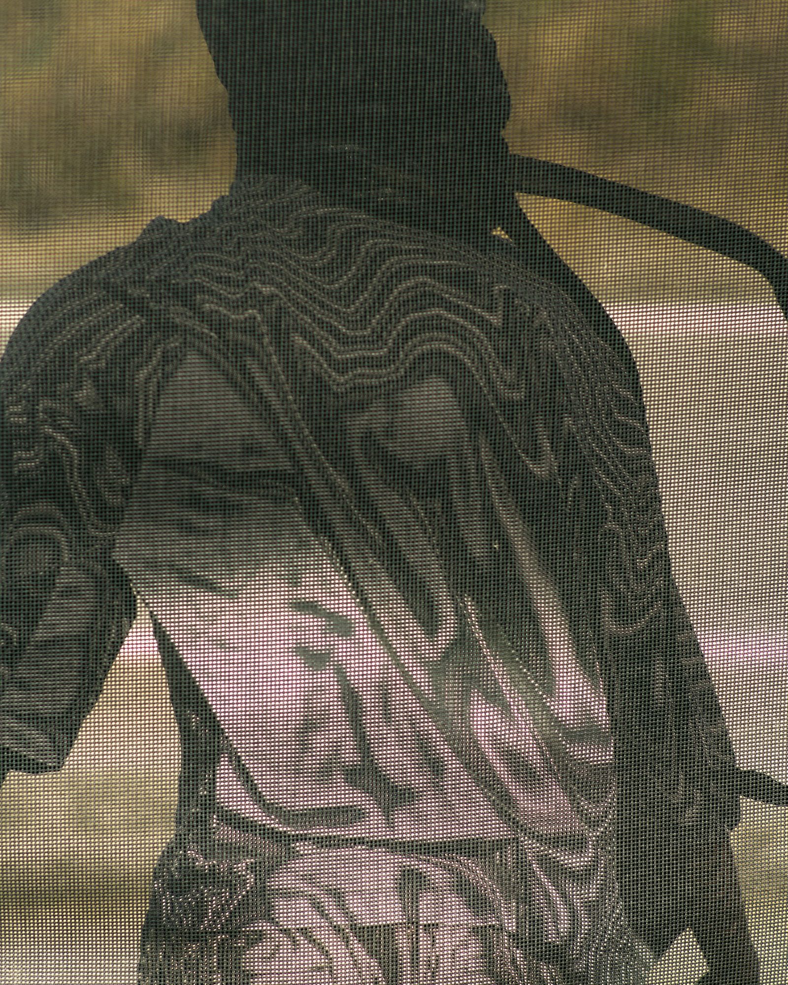 イズネス24SS GRAMICCI for is-ness HORIZON OVERDYE T-SHIRT(1006GRAMICCIT01)CHARCOAL×LIGHT GRAY