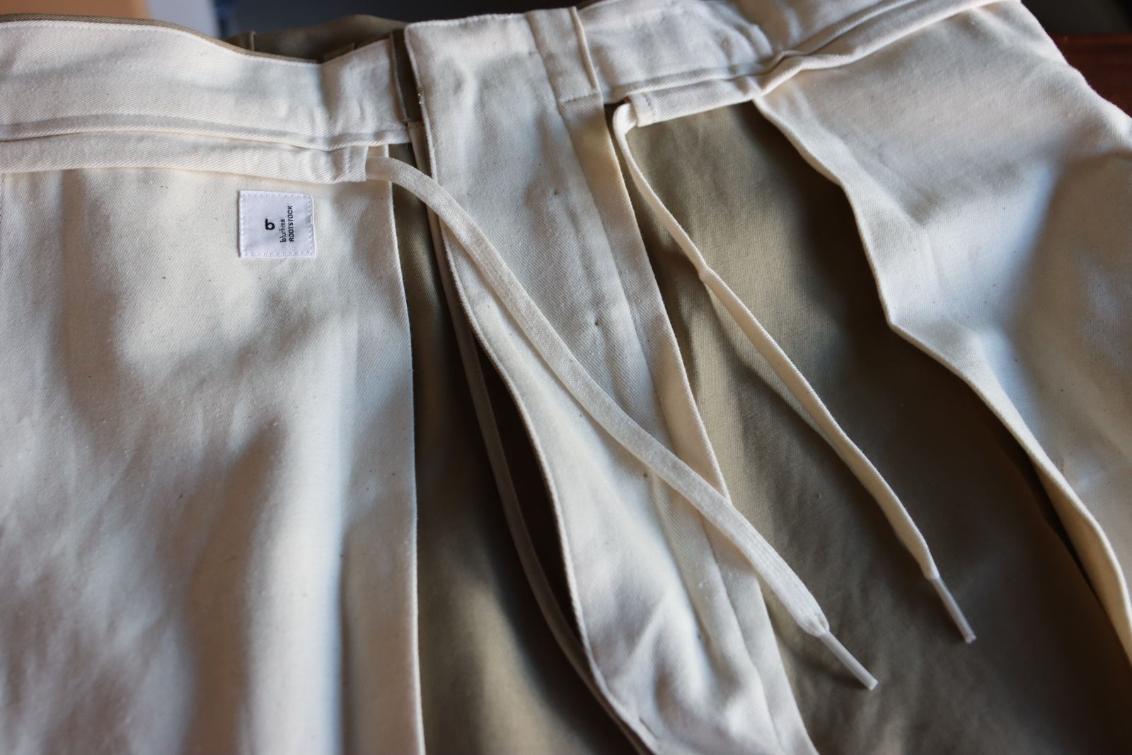 ブラームスルーツストック 25FW 2046D Chino Pants(bROOTS24F20F25)DustyBeige