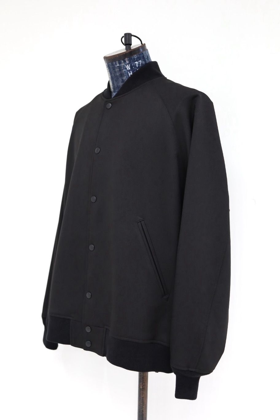 フレッシュサービス 26AW  DOWN FABRIC VARSITY JACKET(FSC263-30050)BLACK☆10月24日(土)新作発売！