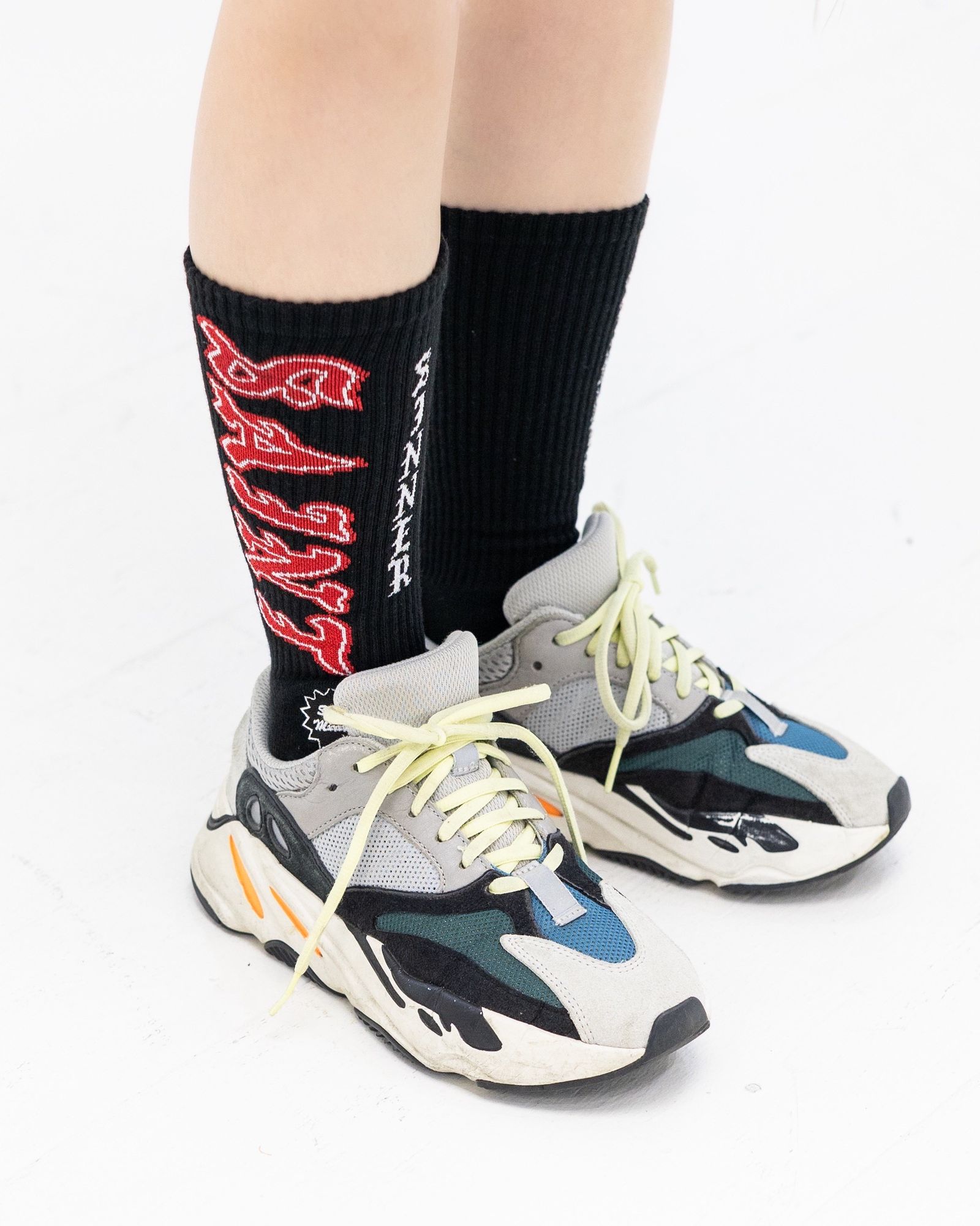 セントマイケル 26SS SAINT SOCKS(SM-MK8-0000-110)BLACK×RED