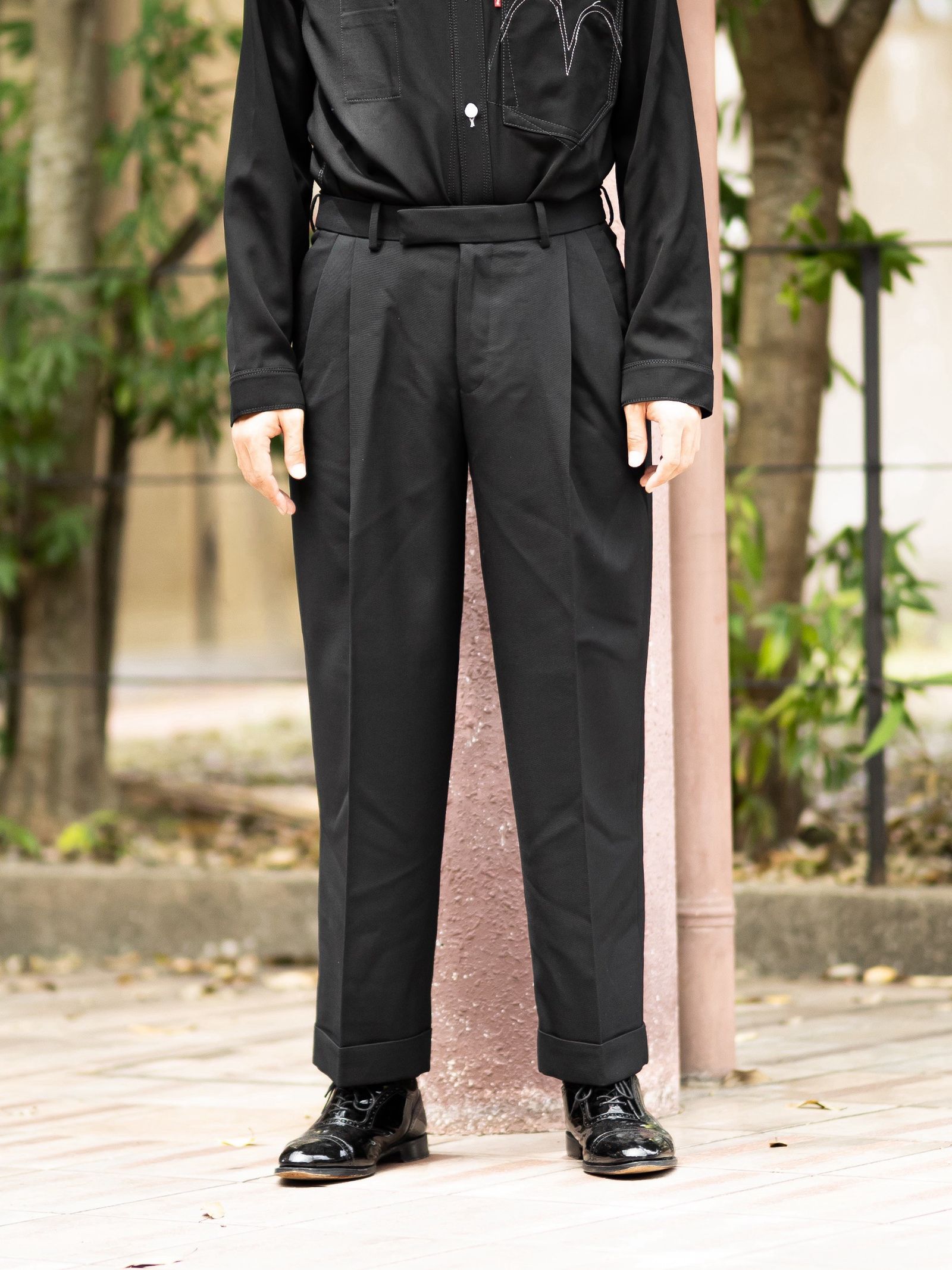 MARKAWARE DOUBLE PLEATED SEMI EASY TROUSERS MARKスタイル