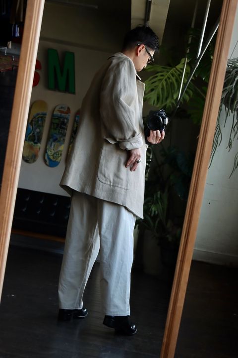 A.PRESSE Linen Half Coatスタイル