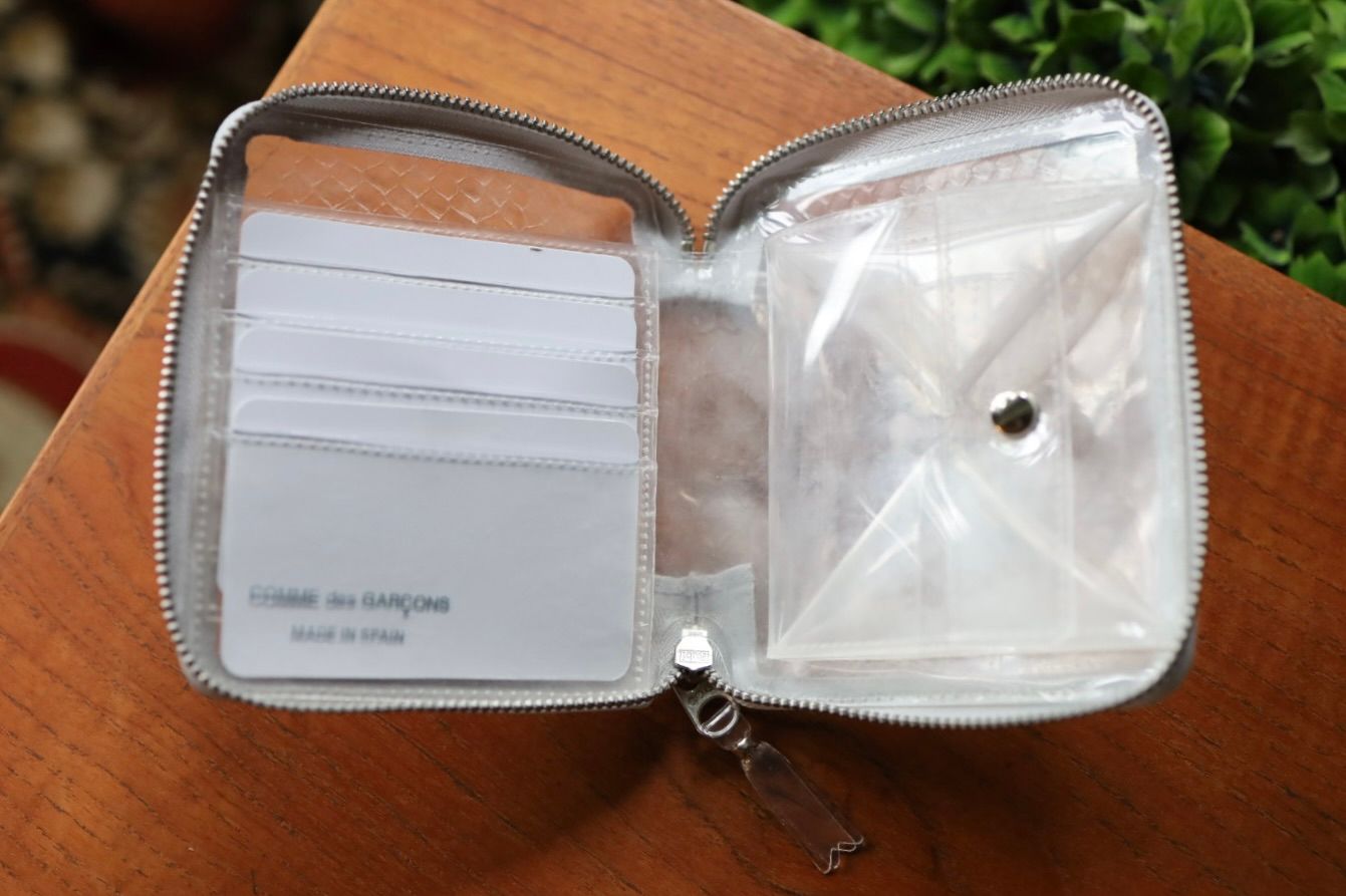 コムデギャルソン 財布 SNAKE TRANSPARENT 2つ折り財布(8Z-T210-051)☆12月再入荷致します！
