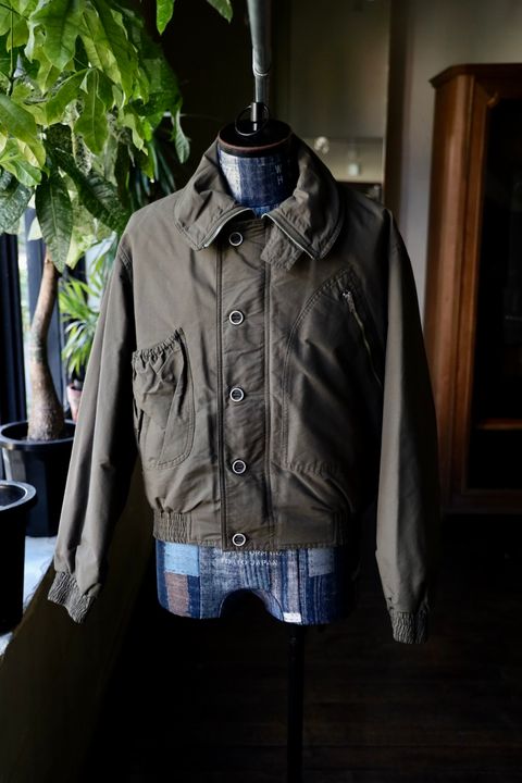 ヨーク 25FW "KATHARINE HAMNETT" Recycle Polyester Short Blouson(YK25FW01129B-KH)OLIVE☆9月13日(土)発売！