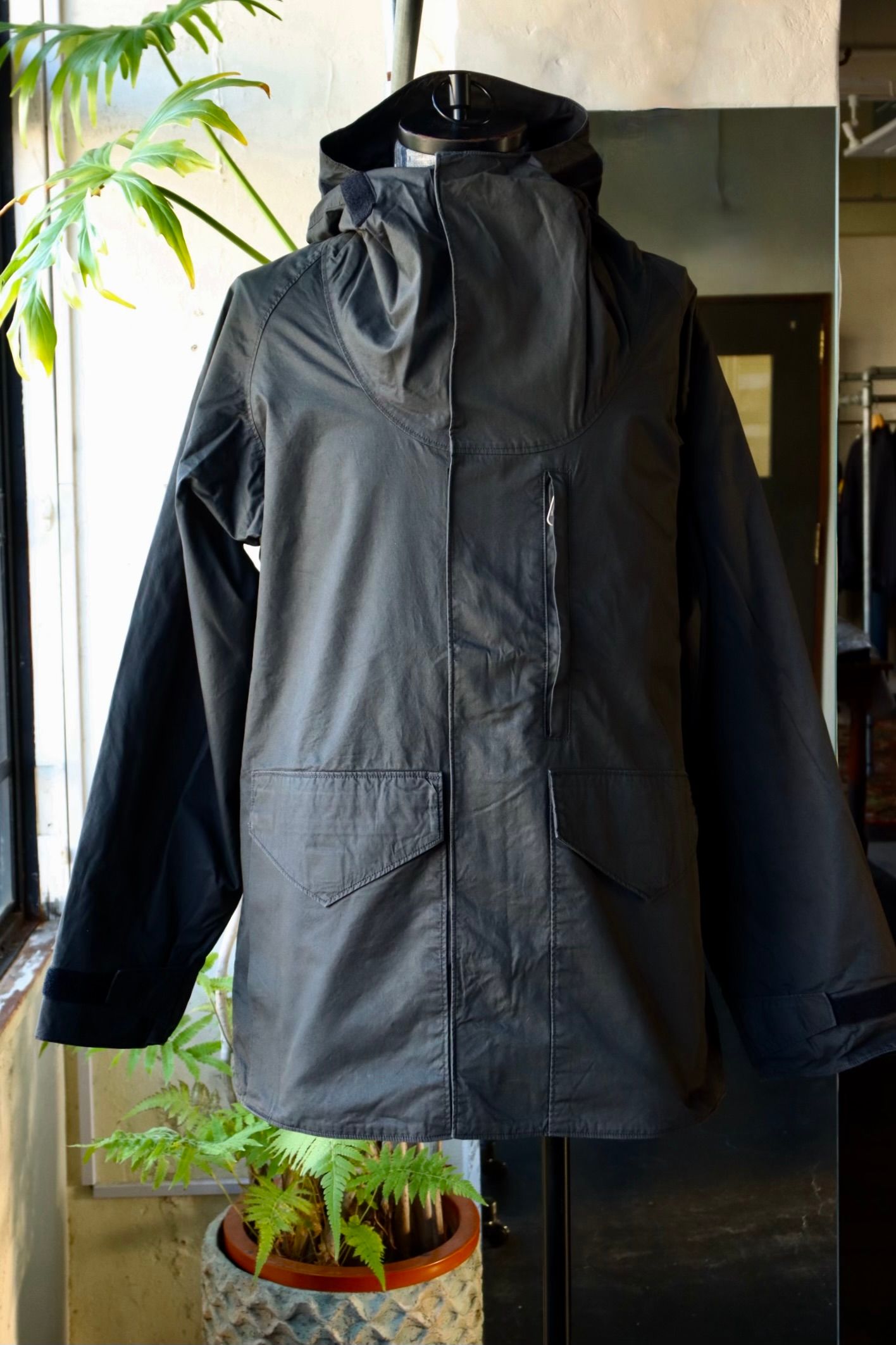 FOUNDOUR - ファウンダ 25SS MOUNTAIN PARKA(015FD251006)BLACK