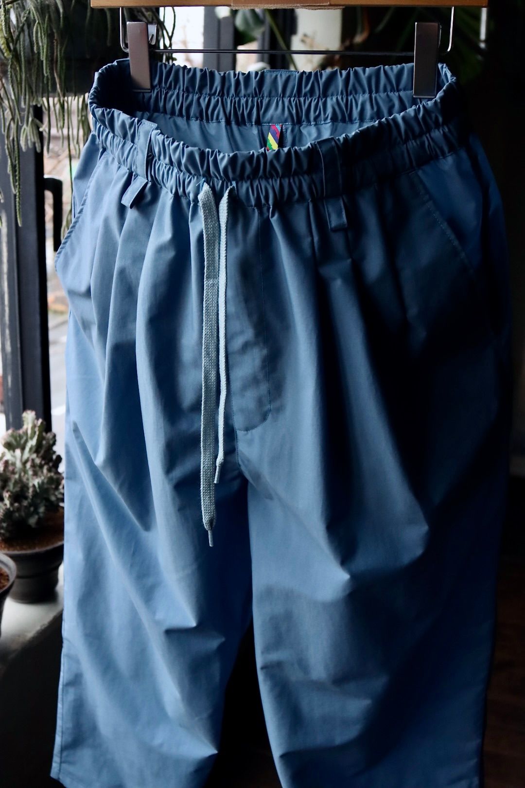 is-ness イズネス24SS PACKABLE EZ PANTS(1004SSPT02)SMOKEY BLUE