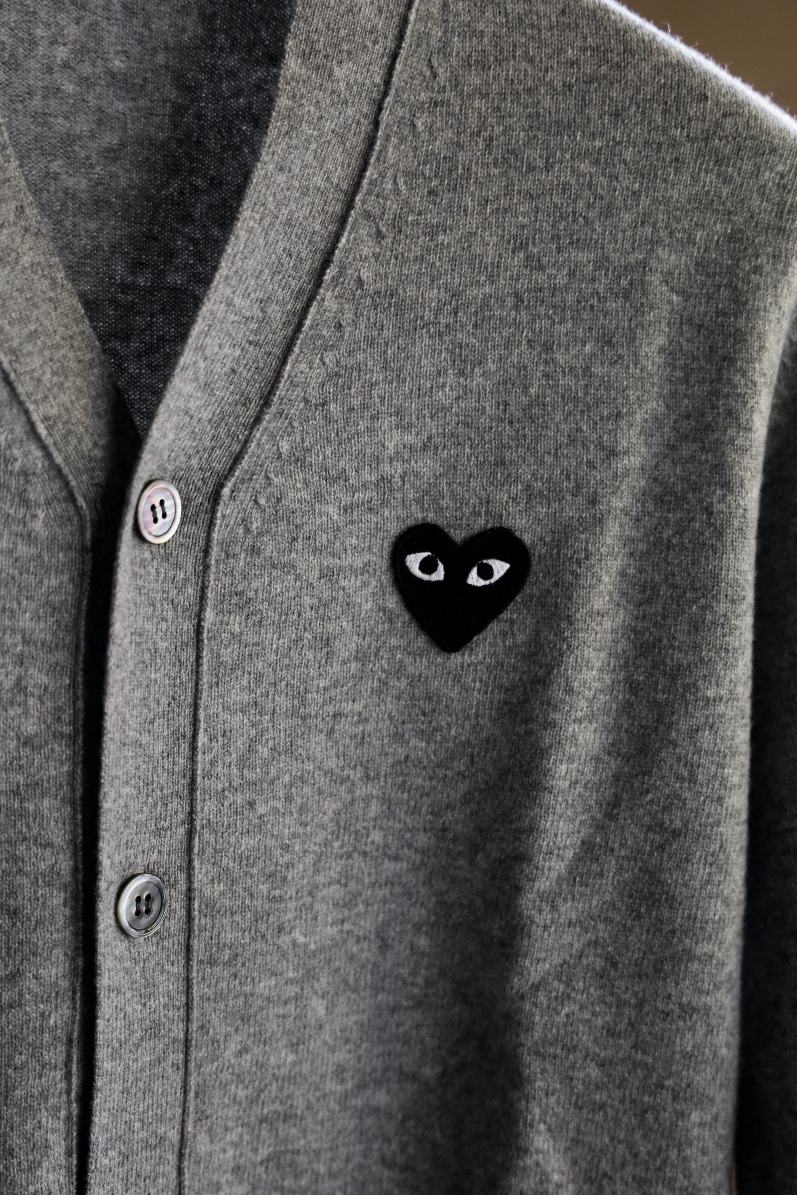 PLAY COMME des GARCONS - プレイコムデギャルソン V-NECK