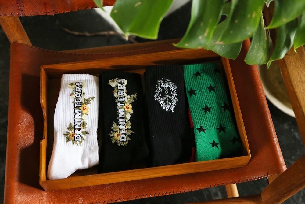 Floral Logo Sox(502-101-01-OS)