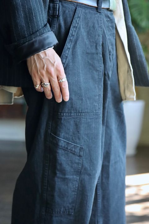 アプレッセ22FW USAF Hemmed Bottoms"BLACK"スタイル