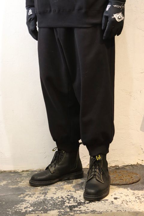 Yohji Yamamoto×New Era 朝倉優佳 山本耀司&愛犬フーディー style.2021.11.14.