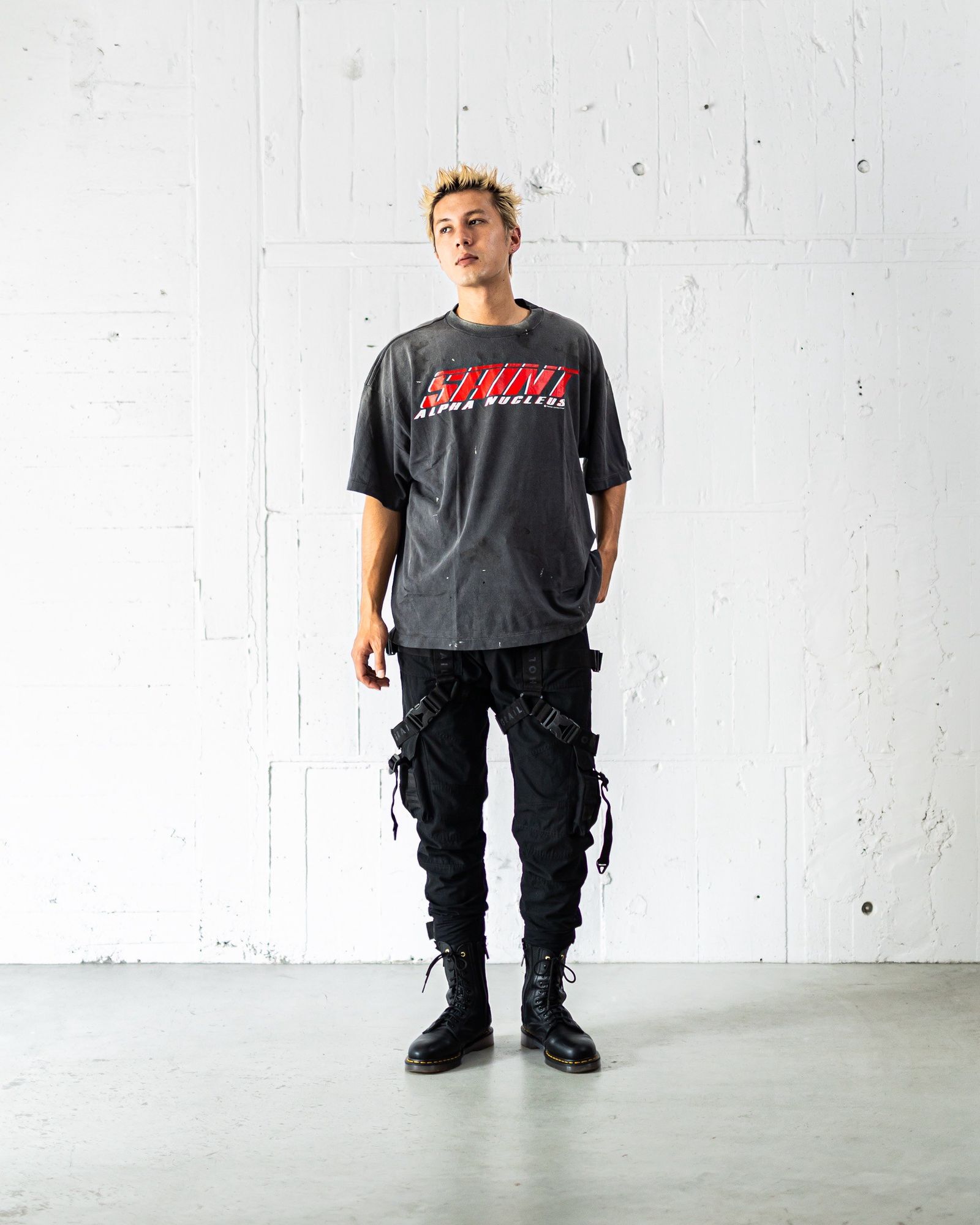 【SAINT MXXXXXX】COMPLETE CONTRL ショートスリーブ Tシャツ SAINT Mxxxxxx COLOFUL Short sleeve T-shirt _ FASCINATE Osaka