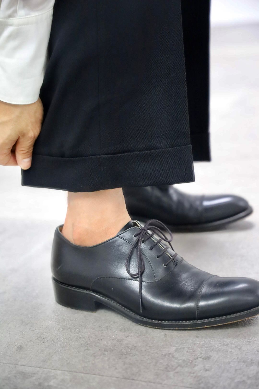 アプレッセ 2026 STYLE2 Wool Wide Tapered Trousers(26AAP-04-01)BLACK