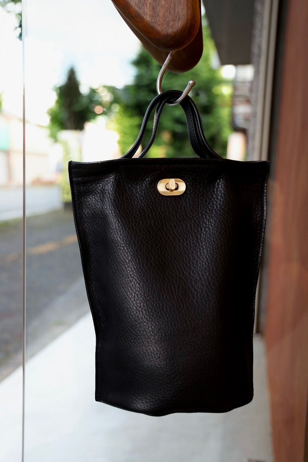 エンダースキーマ バッグ twist hand bag small(zw-b-tbs)black