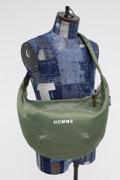 コムデギャルソンオム HOMMEロゴ限定 綿ナイロンショルダーバッグ(HP-K206-051)KHAKI☆12月13日(土)新作発売！