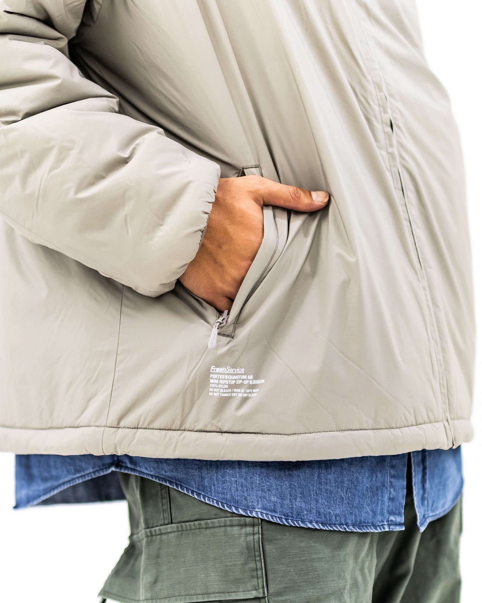 フレッシュサービス PERTEX® QUANTUM AIR MINI RIPSTOP ZIP-UP BLOUSON(FSC253-30195)BEIGE★10月18日(土)発売！