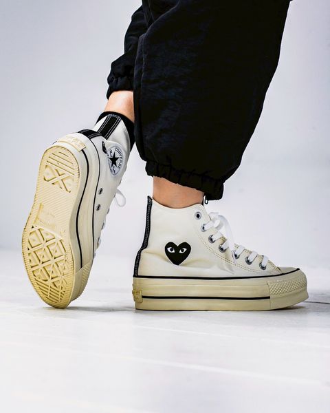 PLAY COMME des GARCONS ROUND NECK RHINESTONE CARDIGAN  style.2025.11.12