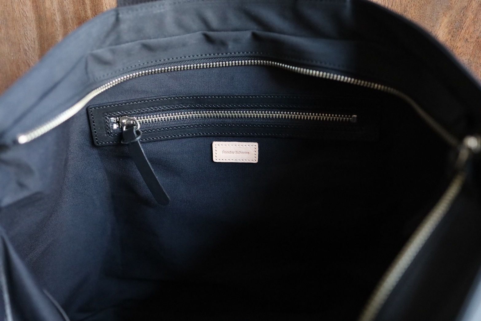 エンダースキーマ バッグ bracket bag(yv-b-brb)black☆12月6日(土)発売！