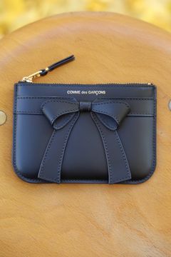 コムデギャルソン 財布Big Bow Zip Pouch(8Z-O810-051)Black☆7月10日発売！