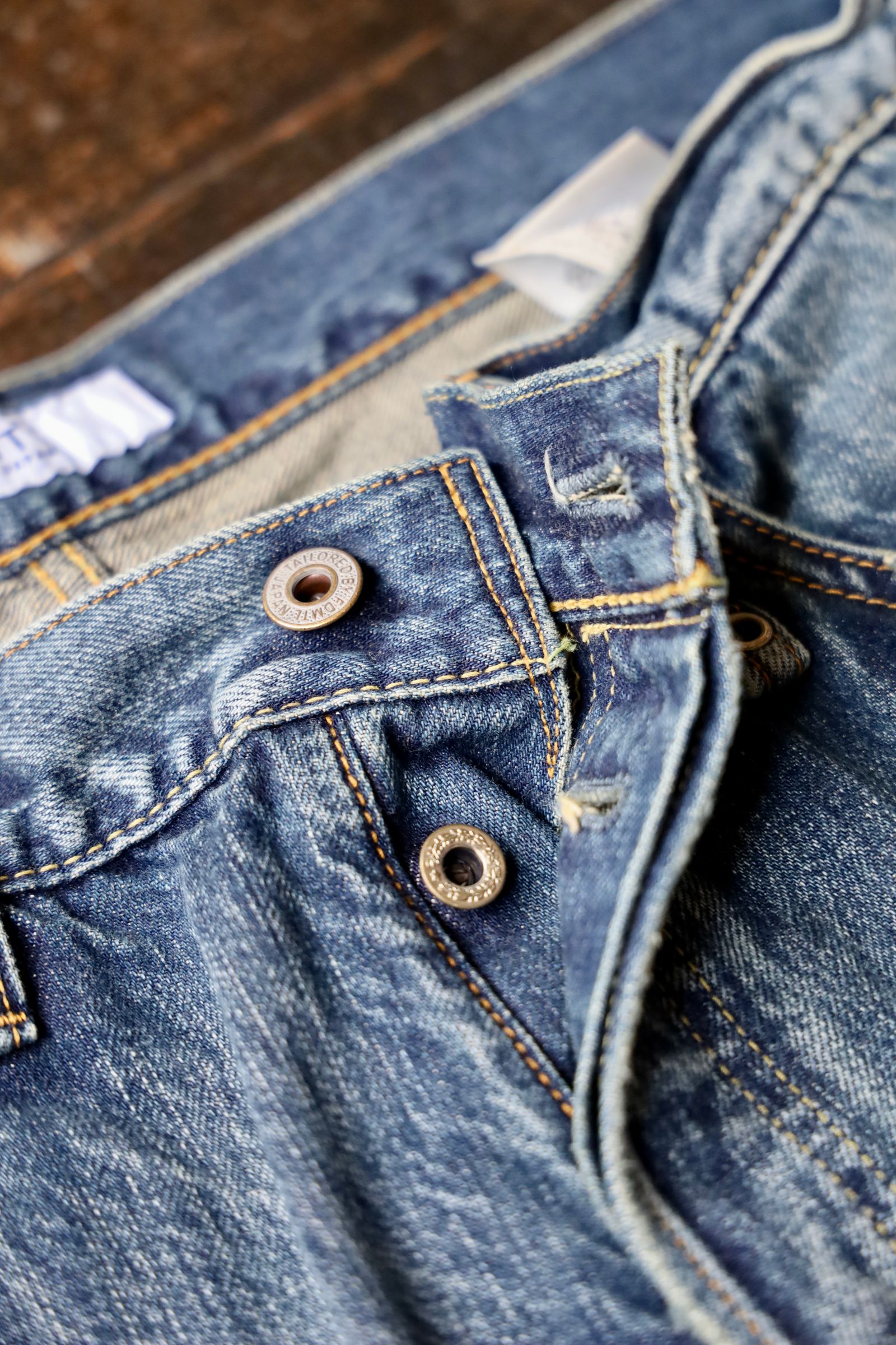 ファンダメンタル デニムパンツ CLASSIC STRAIGHT DENIM CS124 (FA25/MG124)INDIGO