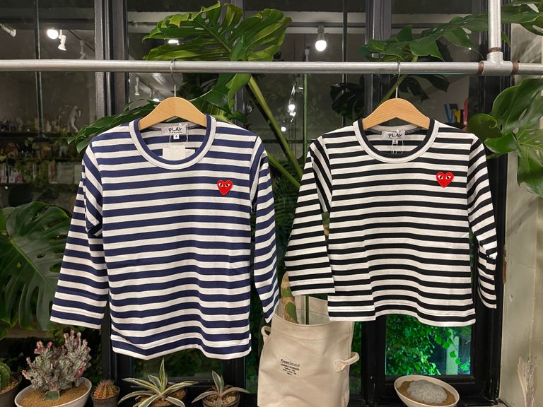 国内即発 PLAY Comme des Garcons Striped Tシャツ 送料込み 