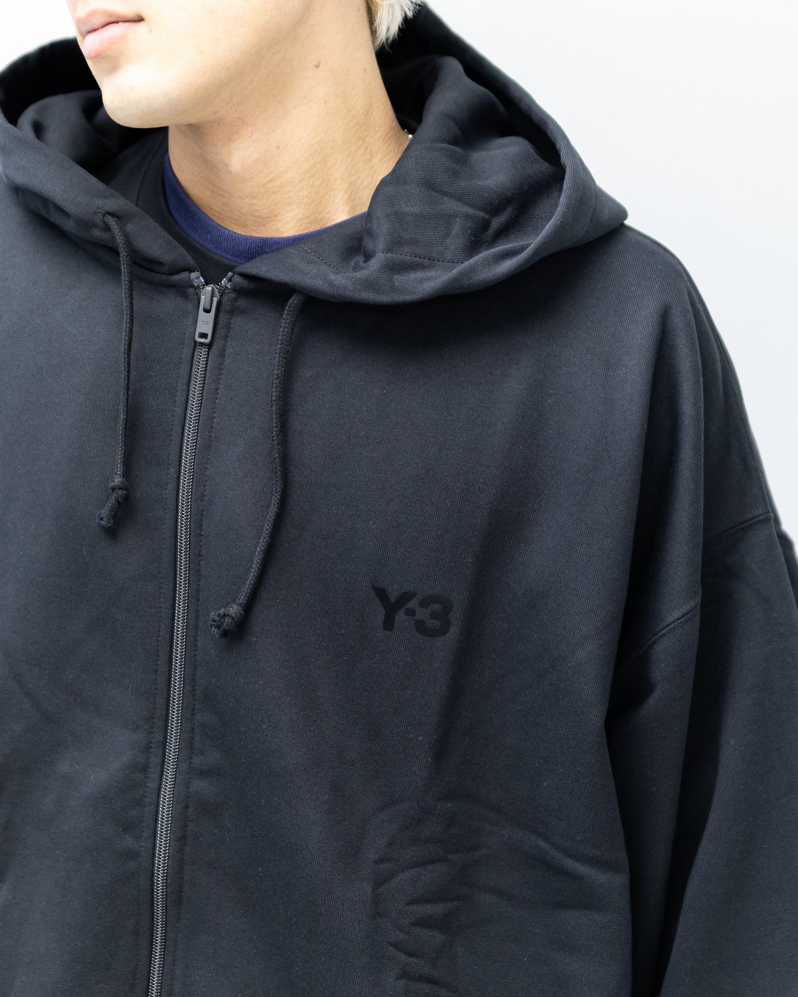 ワイスリー Y-3 フロントロゴ ジップ フーディーFL ZIP HOODIE (KA3107)BLACK☆新作発売！