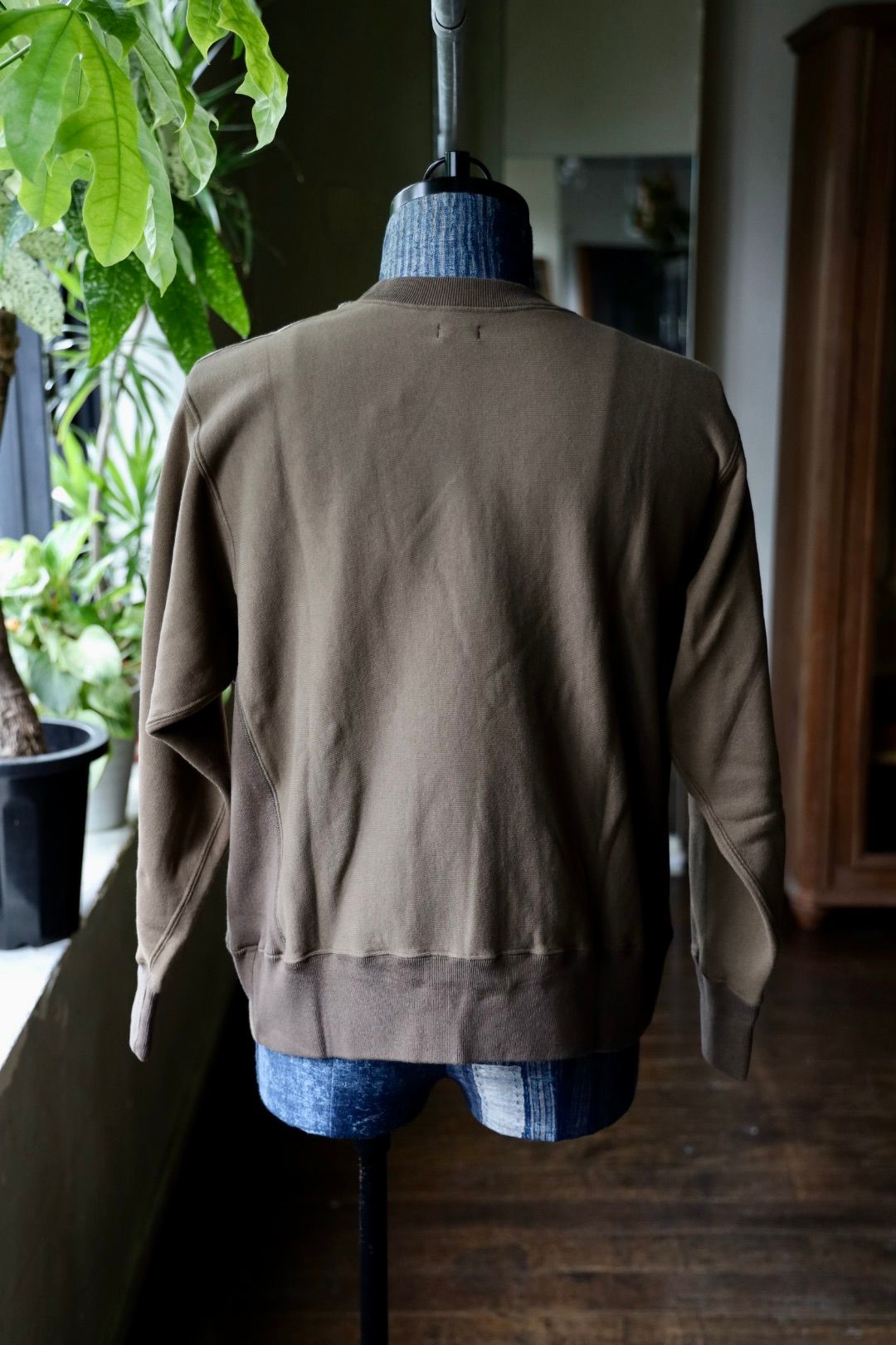 ファウンダ 25AW SWEAT SHIRT(015FD252021)PINK/KHAKI