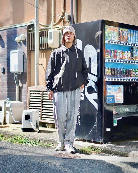 STRIPES FOR CREATIVE FW23 VELOUR TRACK PANTSスタイル
