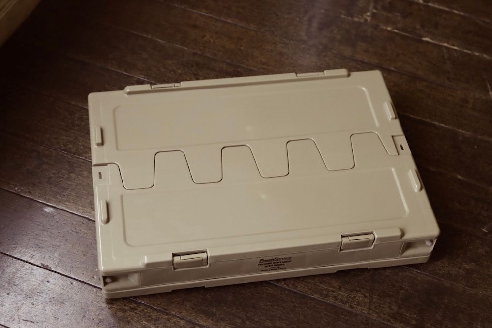 フレッシュサービス FOLDING CONTAINER w/2 DOORS "SAND"