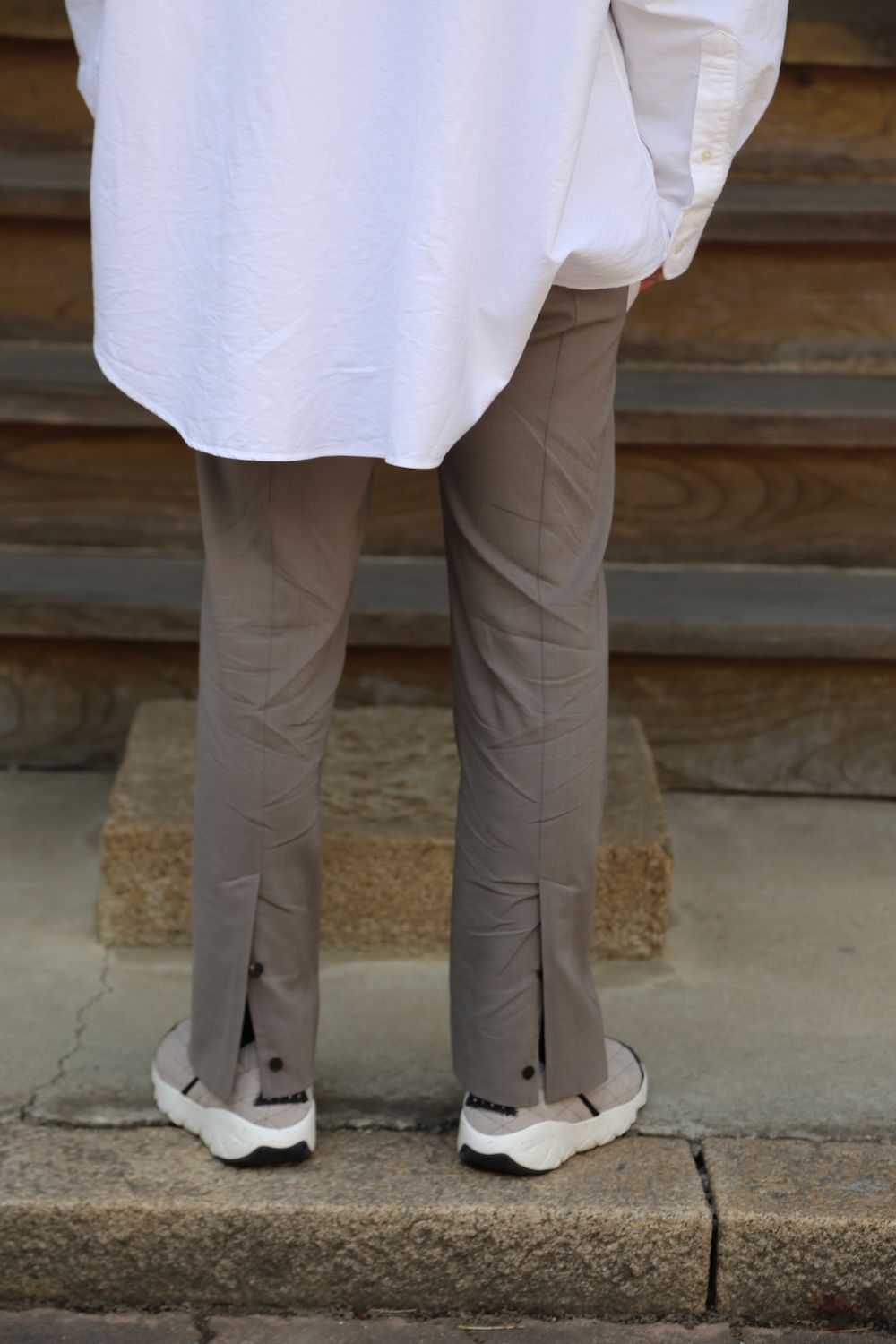 Graphpaper Oxford Oversized Band Collar Shirt(GM211-50137B) style. 2021.04.18.