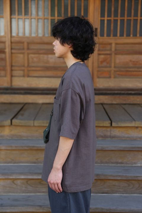 CIOTA スビンコットン10/-度詰め 吊り天竺ポケット付き半袖Tシャツ(CSLM-106M) style. 2021.05.30.