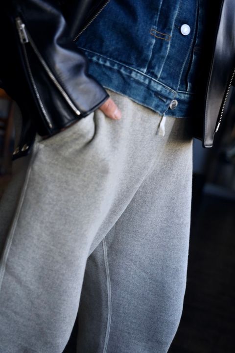 A.PRESSE Vintage Sweat Pants"GRAY"スタイル